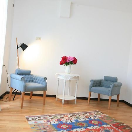 Vera House Tbilisi Esterno foto
