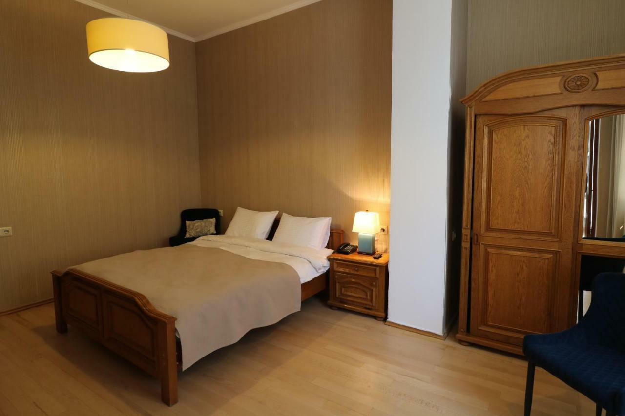 Vera House Tbilisi Esterno foto